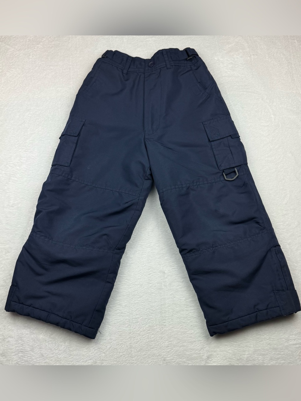Below Zero children snow pants. Size M (5/6). Navy blue. Adjustable wait.